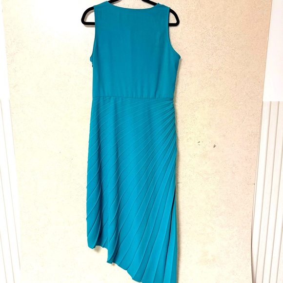 J JILL NWT MTALL WOMEN EMERALD GREEN SLEEVLESS MAXI SWAG VNECK ASYMETRICAL DRESS - Picture 10 of 10
